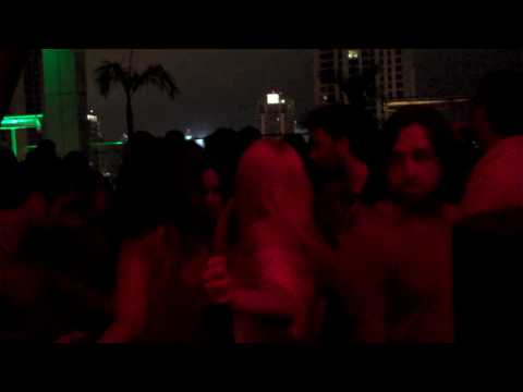 Midnite Sleaze @ The Ivy Rooftop 2010.MP4