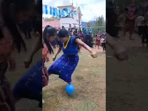 Participación de las madrecita de san Andrés Sajcabaja Quiché trixeñas de corazón #baile #musica