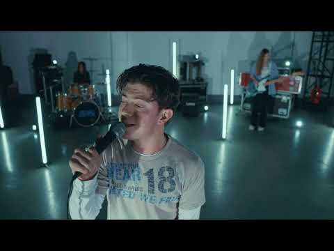 Pedro Santos - Lady In Red (Official Music Video)