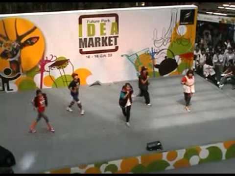 RingPop cover F(x) @ Idea market Future park (2010-03-13)