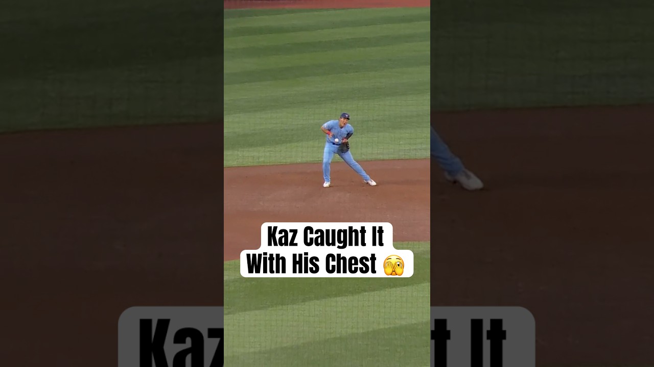 Kazuma Okamoto caught this 104.5 MPH ball with his chest 😳 #Toronto #BlueJays