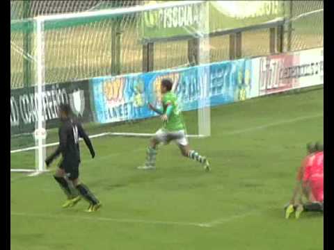 El Alba vence y convence