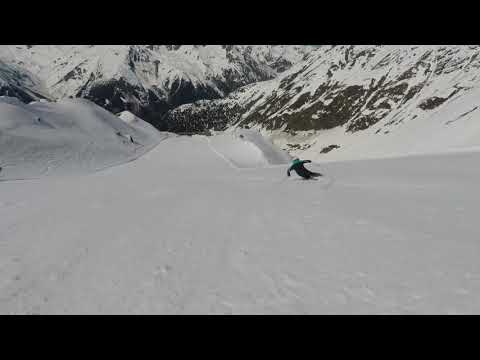Ski-Carving-Long Turns black run