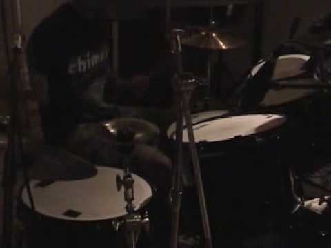 Andris 'BURGERKILL' drum solo