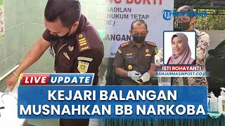 Kejari Balangan Blender Barang Bukti Sabu 30,48 Gram, Handphone hingga Sajam Dipotong-potong