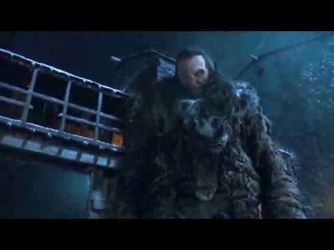 The Game of thones- Wildlings come to  protect Jon Snow's dead body