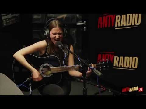 Agyness B. Marry - Rainbow (Live Antyradio)