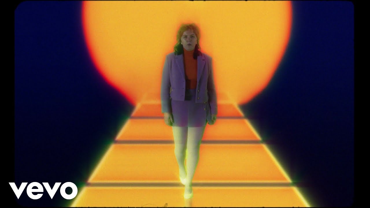 Caroline Kingsbury — Kissing Someone Else