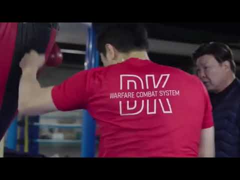 DK Yoo vs Brad Scott Side by Side Punch bag comparison!!