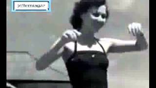 Download lagu OST Saudagar Minyak Urat 1959 - Bila Mama Pakai Celana - Aziz Sattar mp3