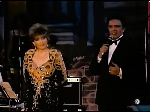 ANGÉLICA MARÍA, ALBERTO VÁZQUEZ, CESAR COSTA Y JOHNNY LABORIEL CANTAN ÉXITO INTERNACIONAL.