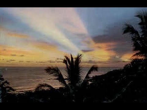 George de Fretes with 4 fantastic songs and nice pictures of Hawaii