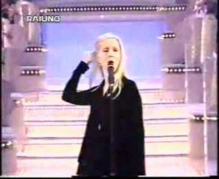 Patty Pravo Sanremo 1997 - E dimmi che non vuoi morire