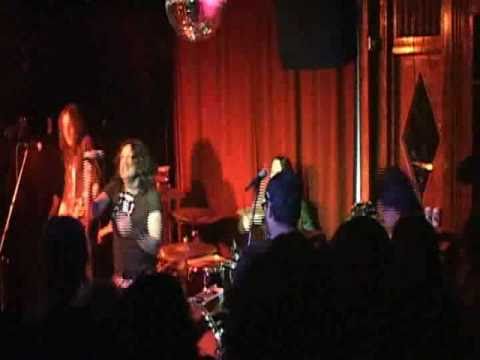 Vicious Licks - Hate To Love You - Live at Three Clubs, Hollywood, CA