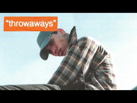 Lelz -  Leave Me Alone (Official Audio)