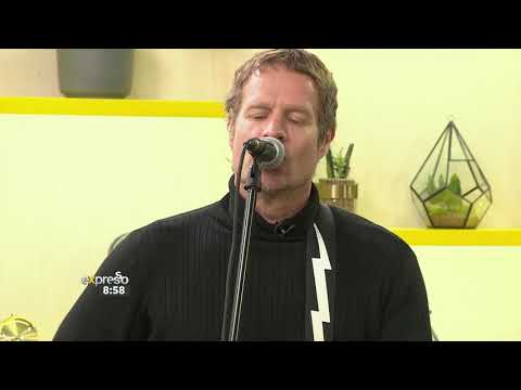 Music: Springbok Nude Girls performs 'Blue Eyes'