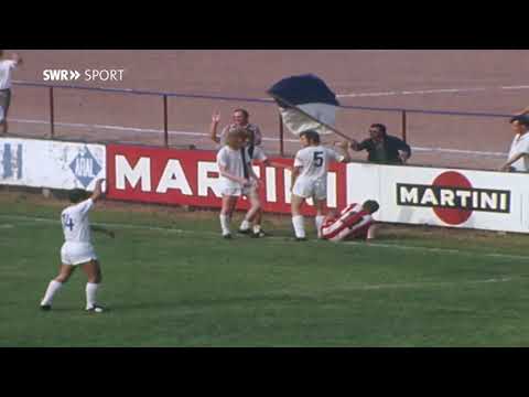 Walter Frosch begeht KEIN Foul im Strafraum