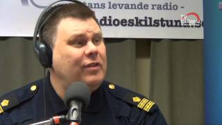 preview picture of video 'Polisens presstalesman Fredrik Wallén talar om Trygghet i Eskilstuna.'