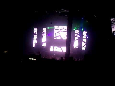 Metropolis 2011 @ EEC Tritonal on the decks