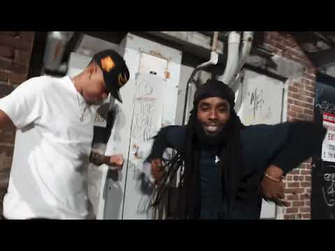 Wavvy2fly - Flip (Feat. Cj Smoove)