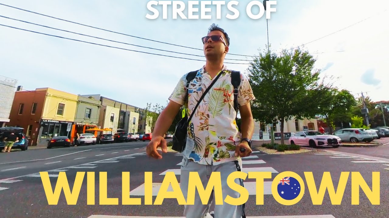 Explore Williamstown through the lens of a visitor.