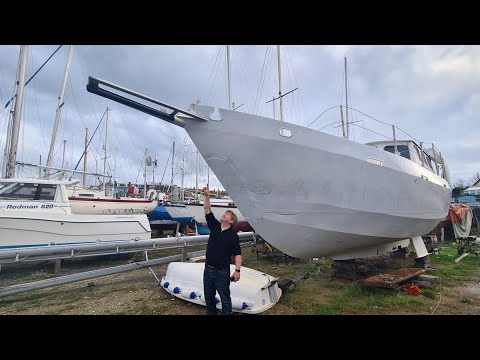 # 70 - Making a new BOWSPRIT!! Rebuilding a STEEL boat⛵⛵