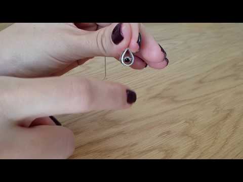 A video of Hanging Around Diamond Pendant