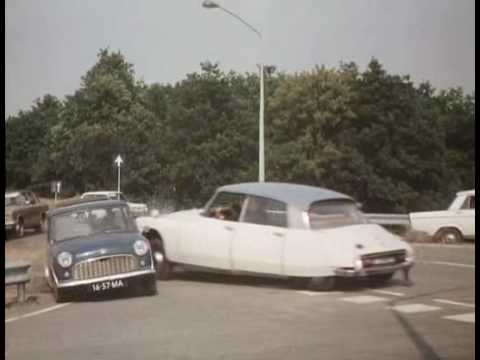 Jacques Tati Trafic.avi