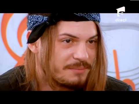 X Factor Romania, sezonul trei - Prezentare: Alex Mațaev a lacrimat povestind despre familie