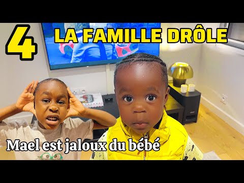 THE FUNNY FAMILY (4) Mael finds 10€ from the angry baby Thegrims and Lauryn calms down