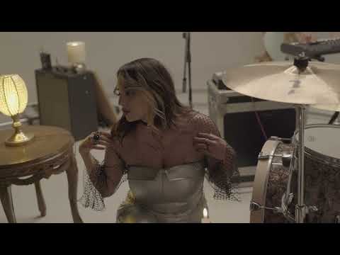 Miky Mendozza ft. Meli G. - Monstruo (Official Music Video)