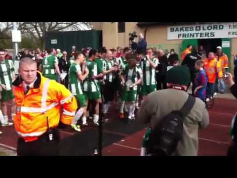 Bradford Park Avenue play-off final vs FC United celebration