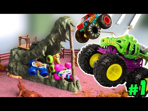 Competition #1: CHAMPIONSHIP '25 Hot Wheels MONSTER TRUCK Racing Battle crash toy race + Skelesaurus