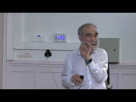 Mikhail Gromov, What is a manifold?