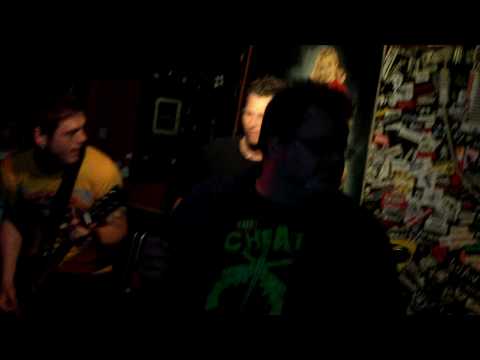 Sonic Negroes: Kicked Around (live @ the Doll Hut)