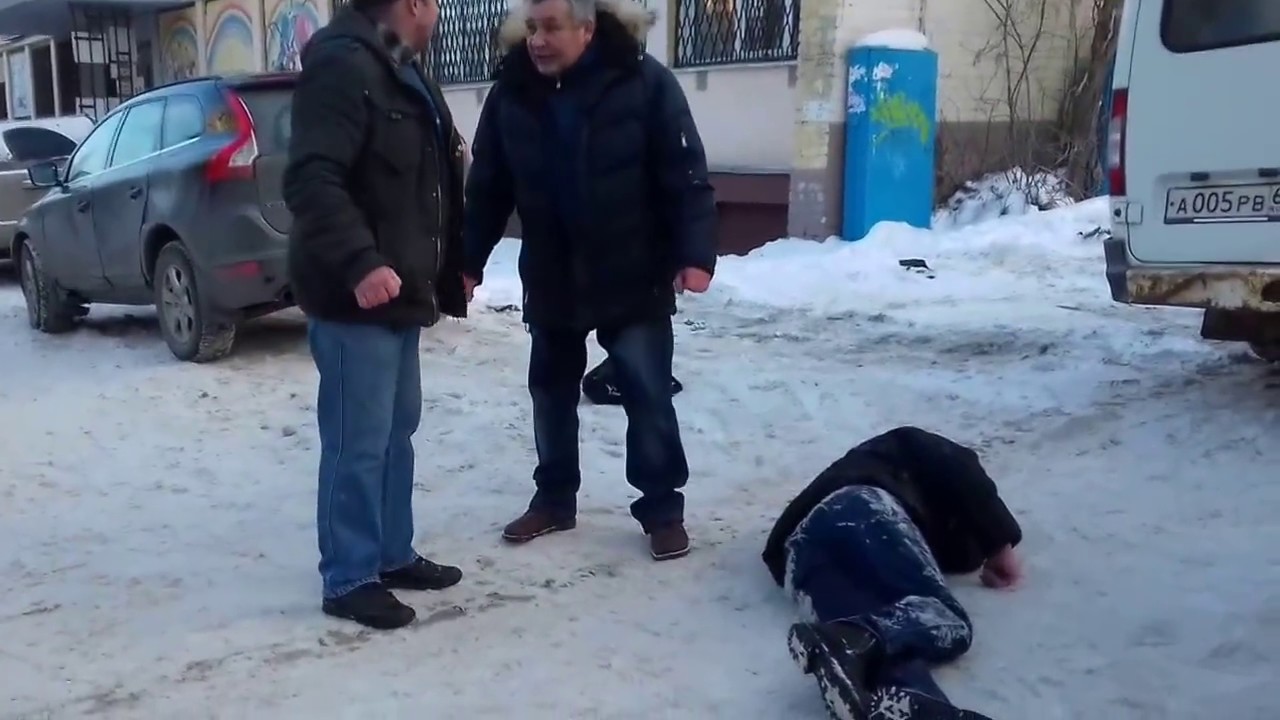 Ты че? А ты че? Давай!