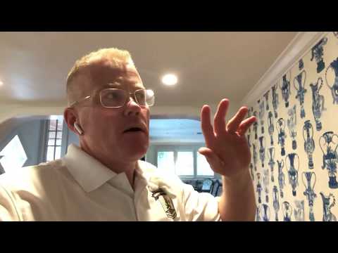 HOW TO WRAP WALLPAPER AROUND AN OUTTER CORNER