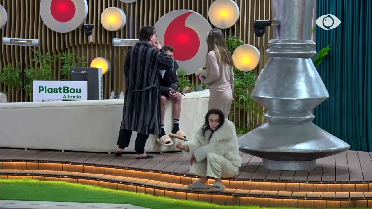 Gjesti debaton me Valbonën, Gjesti i afrohet për sqarim