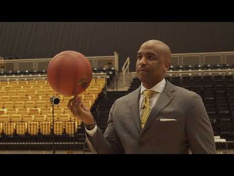 Amir Abdur-Rahim Arrives to Campus