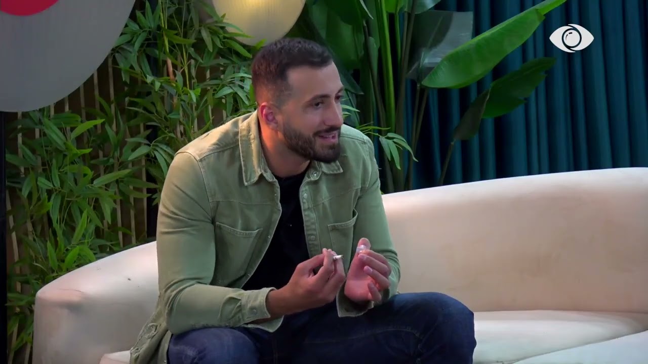 “Nuk dua të bësh si dredharake dhe frikacake”/ Jozi-Loredanës: Pse nuk ngrihesh të hash?