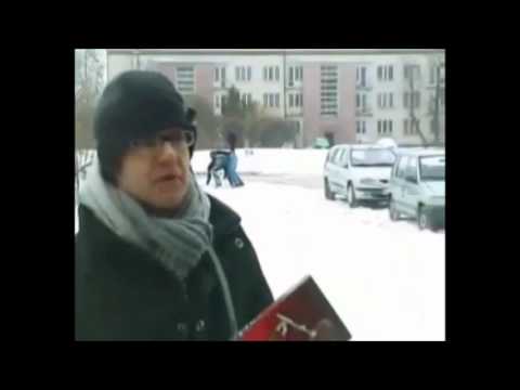 Niefortunne tła.