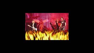 Riot Earth &amp; Nirvana - Lake of Fire (Electric)