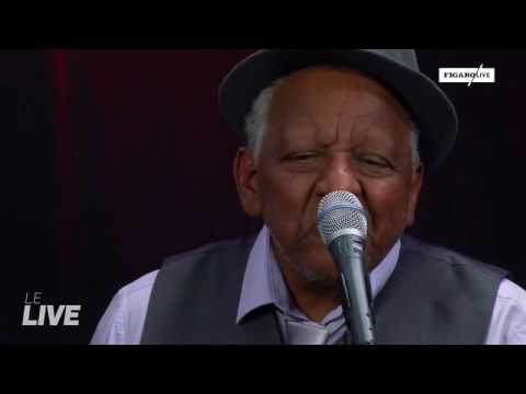 Girma Bèyènè et Akalé Wubé - « Feqer Endè Krar (Yebèqagnal) »