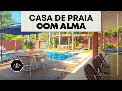 A rustic, integrated BEACH HOUSE MADE for ENTERTAINING