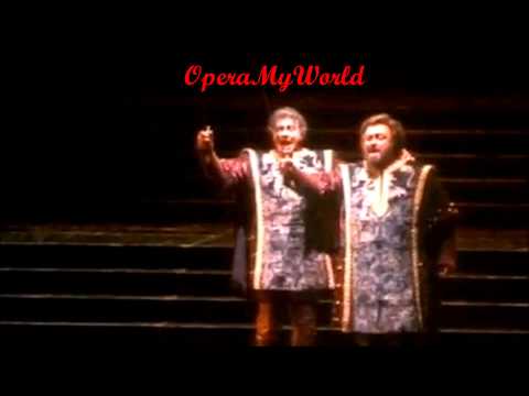 L.Pavarotti & P.Domingo sing "Di Quella Pira" in 1993 at the Met (Video)