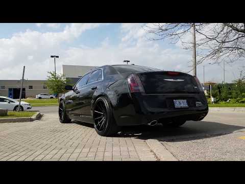 CHRYSLER 300S ON FERRADA FR4 22S STAGGERED