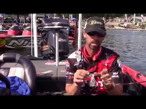 Mike Iaconelli With a Unique Spinnerbait Technique