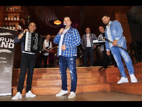 Splet Мakedonski pesni - Forum bend