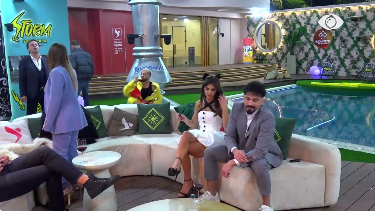 “Kur unë kam mbrojtur Danjën ti ke qeshur”/ Vserlo-Aldos: O i shëmtuar…