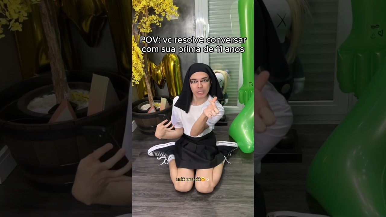 WHEN YOU DECIDE TO TALK TO YOUR 11-YEAR-OLD COUSIN 😹 LOL